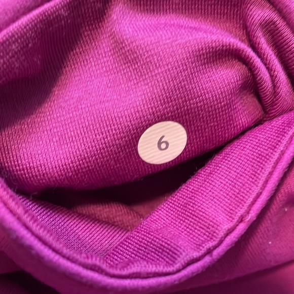 Lululemon bike shorts - Picture 3 of 3